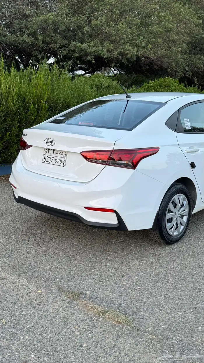 للبيع هيوانداي اكسنت ممشى قليل نظيييفة 2