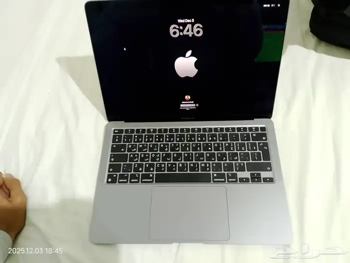 للبيع لابتوب ابل M1 استخدام شهر فقط ضمان جرير 1