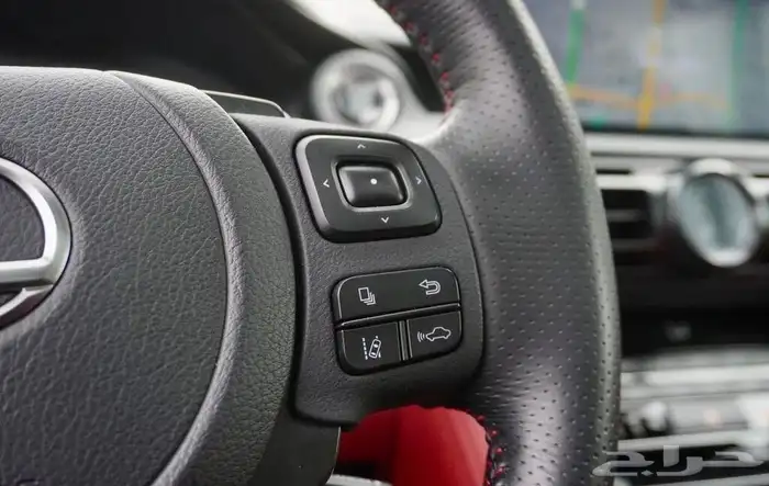 للبيع لكزس IS500 موديل 2024 - V8 فل الفل وارد كندا 14