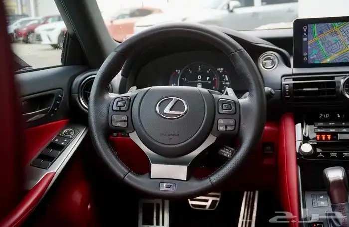 للبيع لكزس IS500 موديل 2024 - V8 فل الفل وارد كندا 11