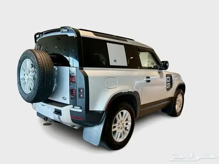 للبيع ديفندر موديل 2023 - 4 سلندر ببلاشش وارد كندا 11