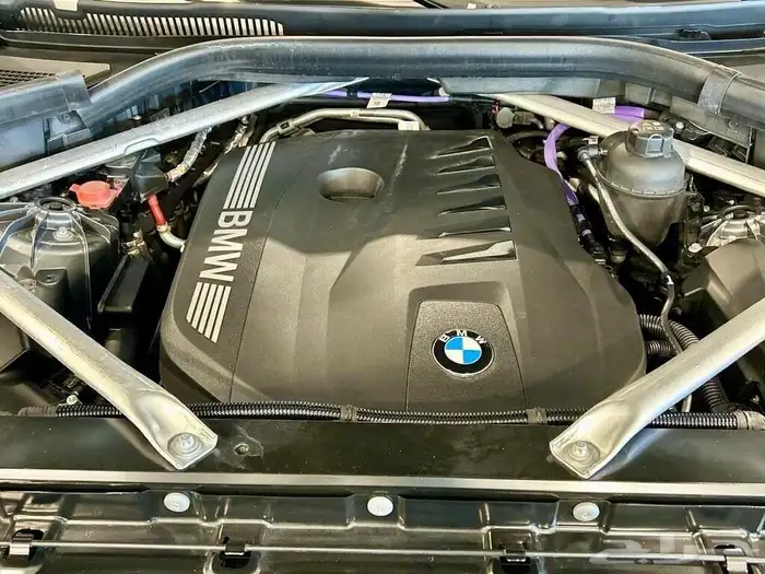 للبيع BMW - X6 - 2024 الوان مميزه وسعر بطل وارد كندا 24