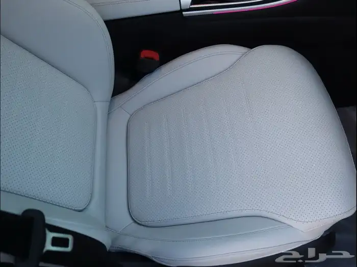 مرسيدس بنز c200 31