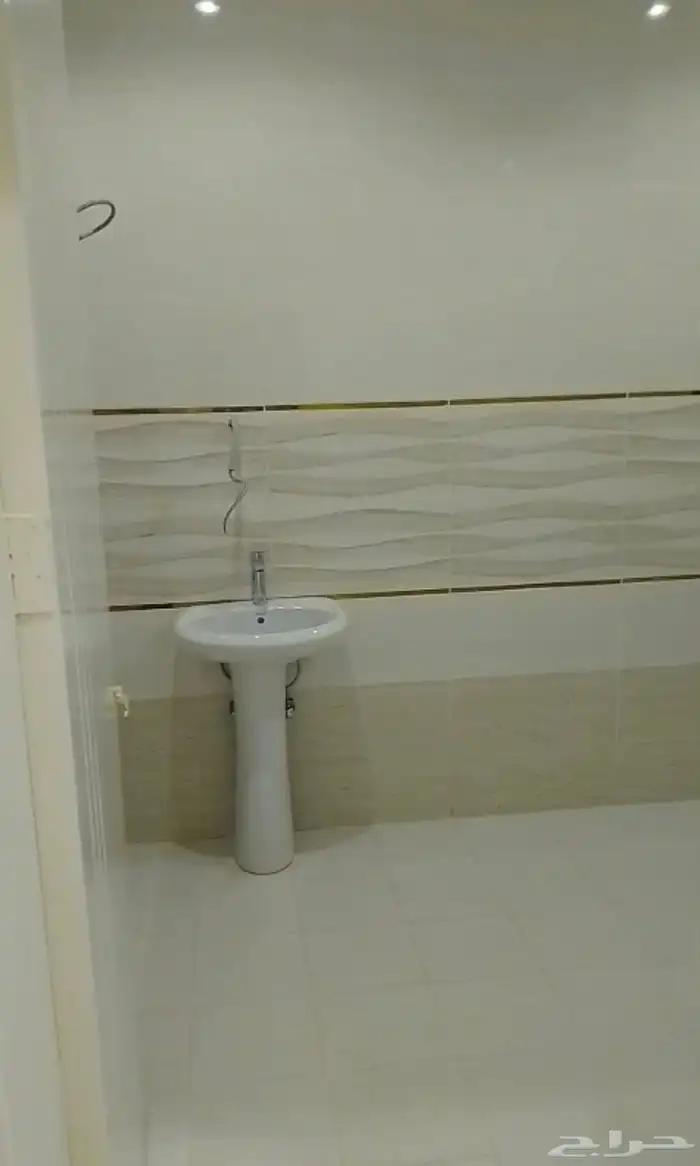 فيلا دوبلكس للبيع في ولي العهد (3) 9