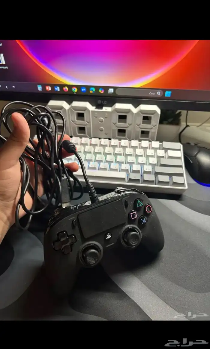 يد سوني فور اصلي سلك 1