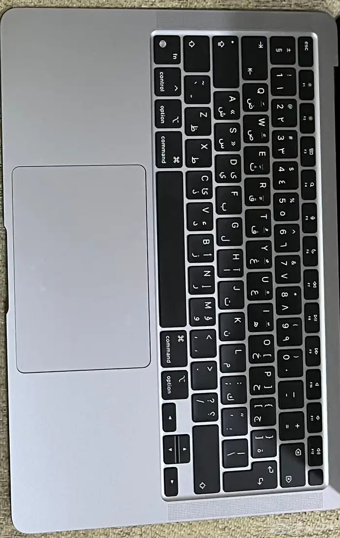 للبيع  MacBook Air M1   نظيف جدا  وبحالة ممتازة 7