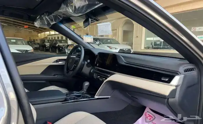 كامري LE بنزين 2025 اقساط وكاش 5