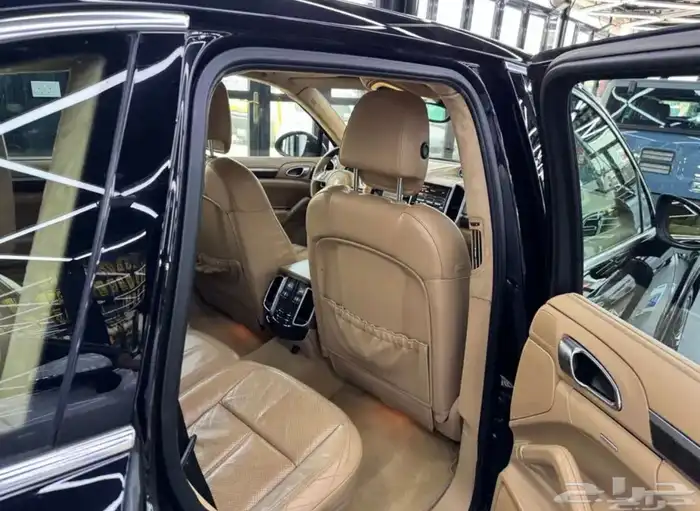 للبيع بورش كايين بودي وداخلية بحالة الوكالة شرط 8