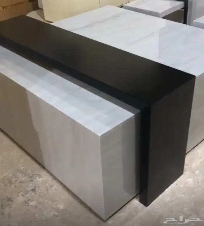 طاولة مربع 120 120 للبيع 0