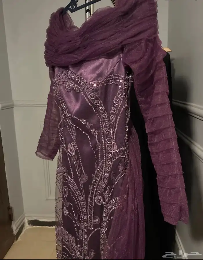 فستان سهرة طويل للبيع 0