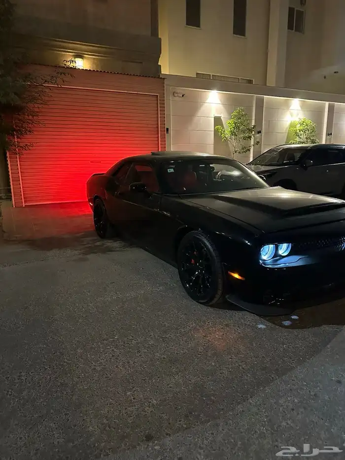 تشالنجر SRT 6.1 موديل 2010 2