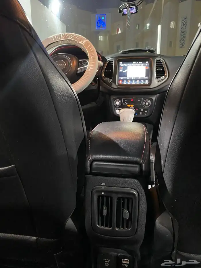 للبيع جيب كومباس 2018 تريل هوك 9