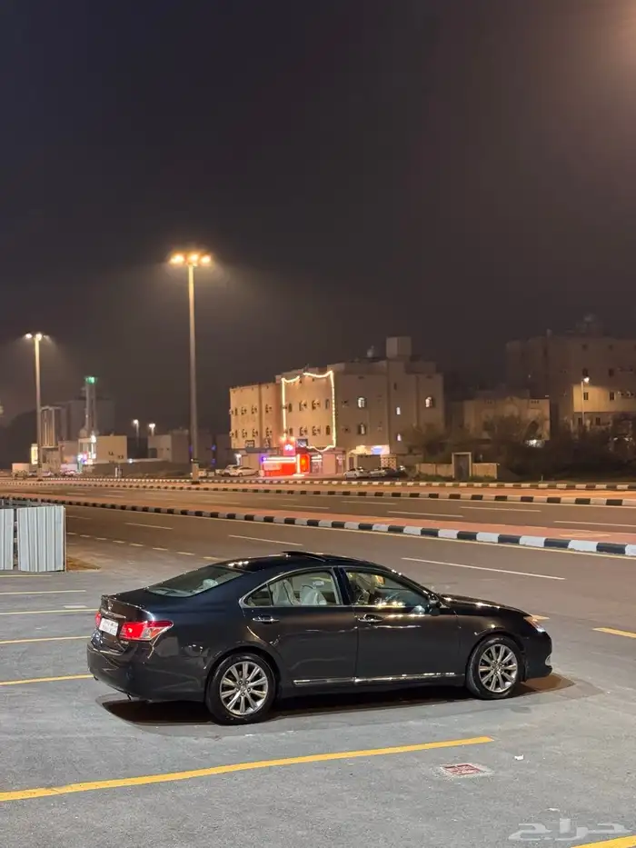 البيع لكزس es350 DD 10