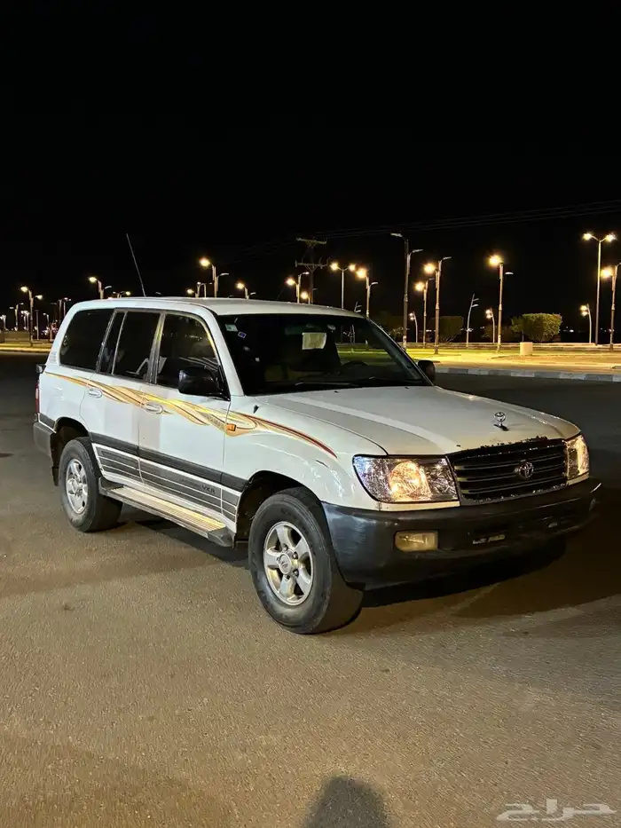 لاندكروزر 10