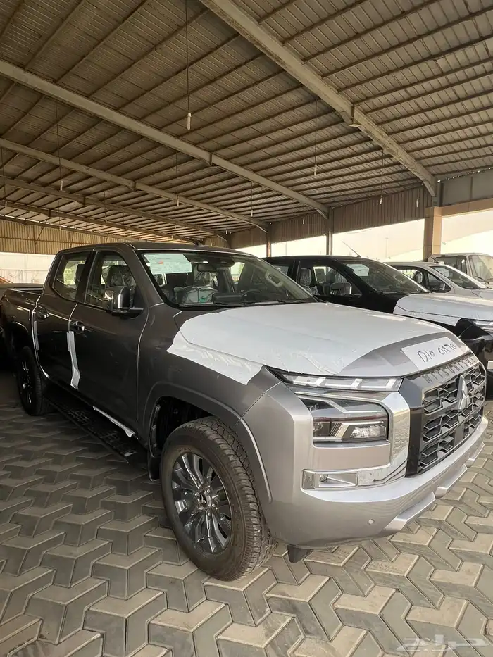 ميتسوبيشى 2024 L200 فل كامل GLS بأقل الاسعار 2