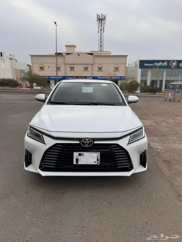 يارس 2026 لون ابيض ستاندر 1