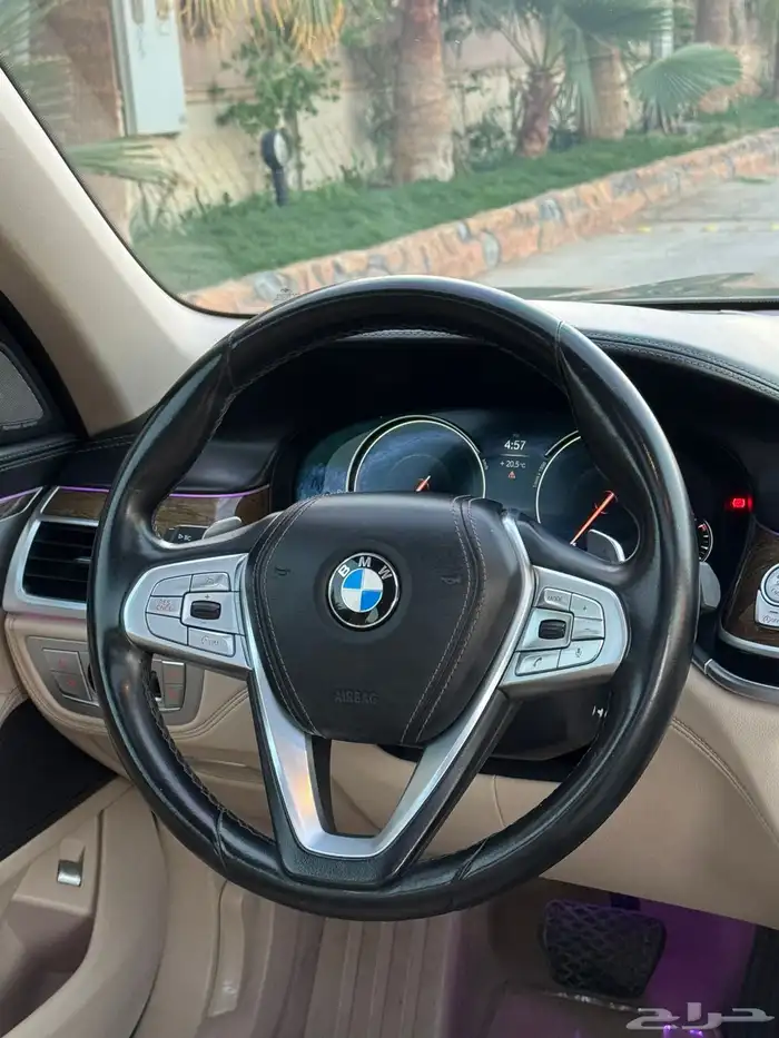 بي أم دبليو مديل 2018مخزنه وشبه جديده 22