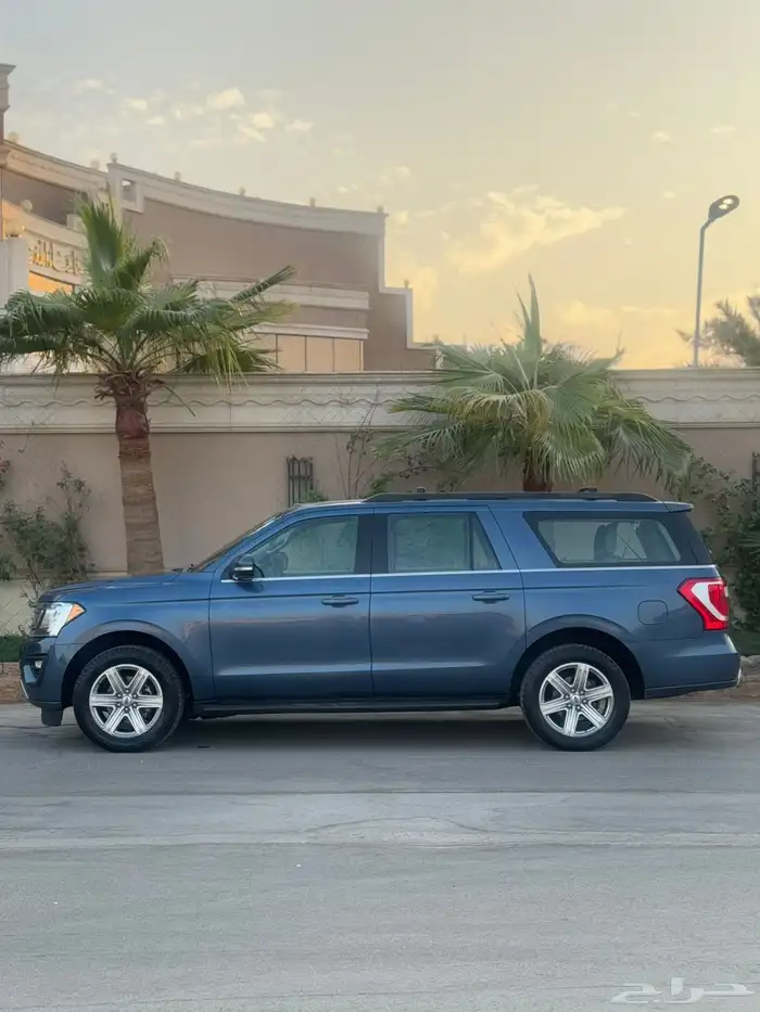 اكسبدشن طويل دبل بحاله ممتازه مديل2019 2