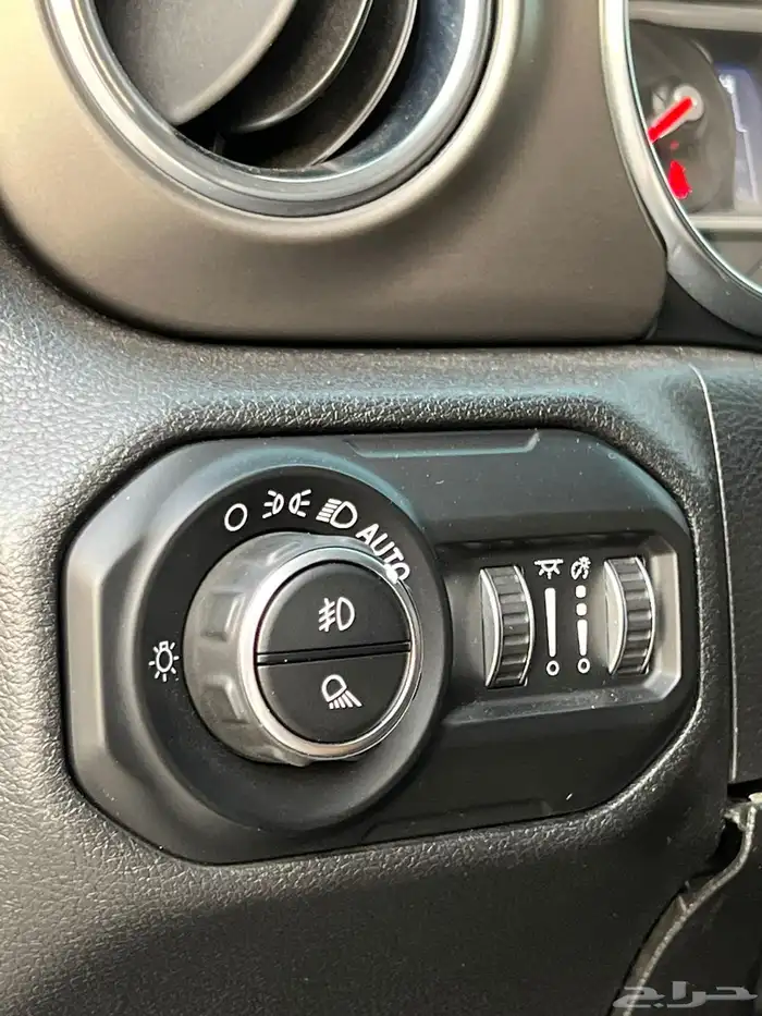 جلاديتور روبيكون 2021 ( بحالة الوكالة ) 38