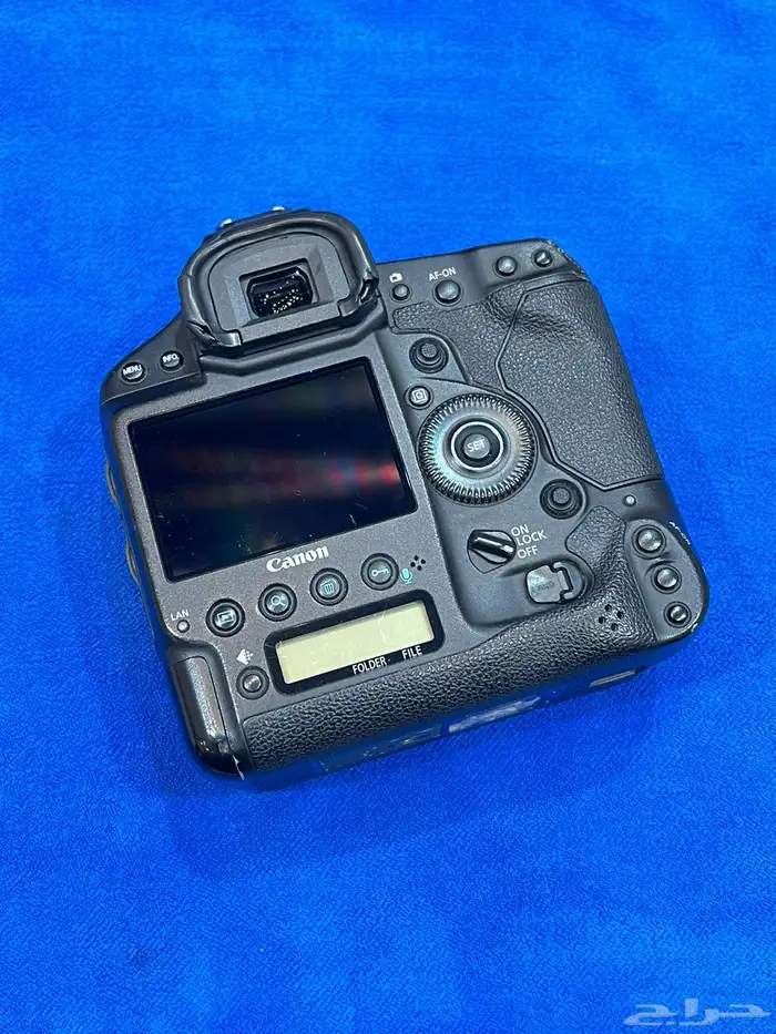 كاميرا كانون 1DX. نضيفه 0