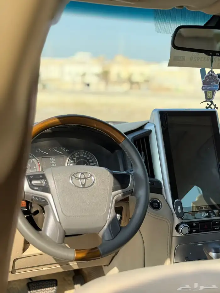 لاندكروزر 2008 محول 2021 كامل 10