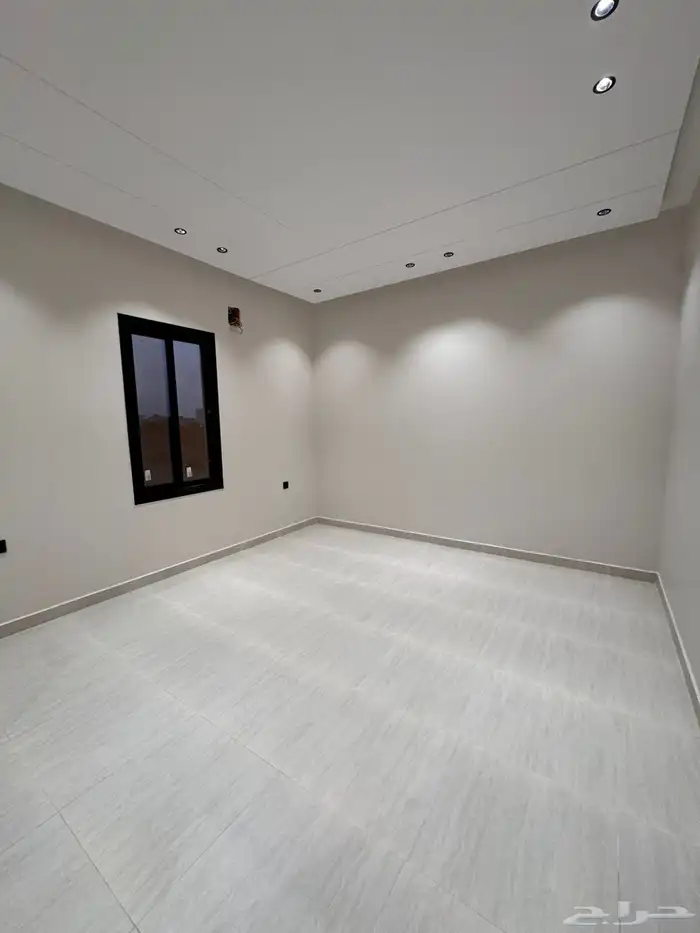 ادوار مكرره بحي الصفا تشطيب ممتاز وموقع مميز 10