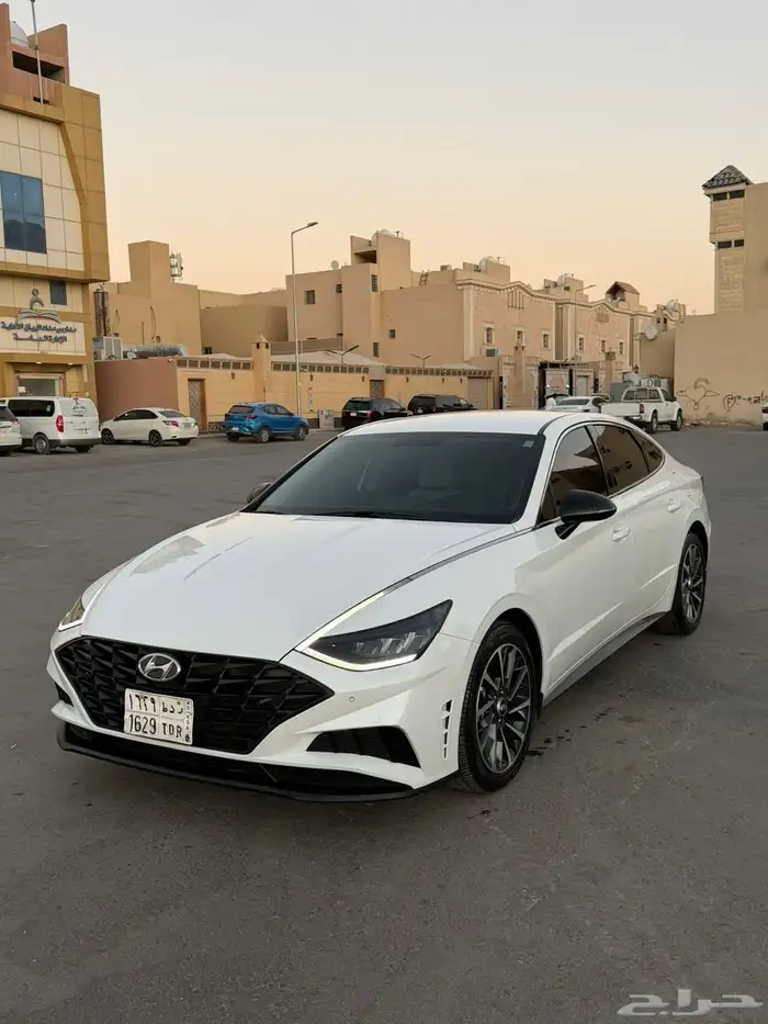 هونداي سوناتا 2023 فئة السمارت 7