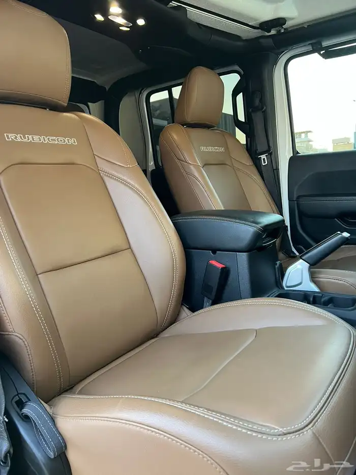 جلاديتور روبيكون 2021 ( بحالة الوكالة ) 35