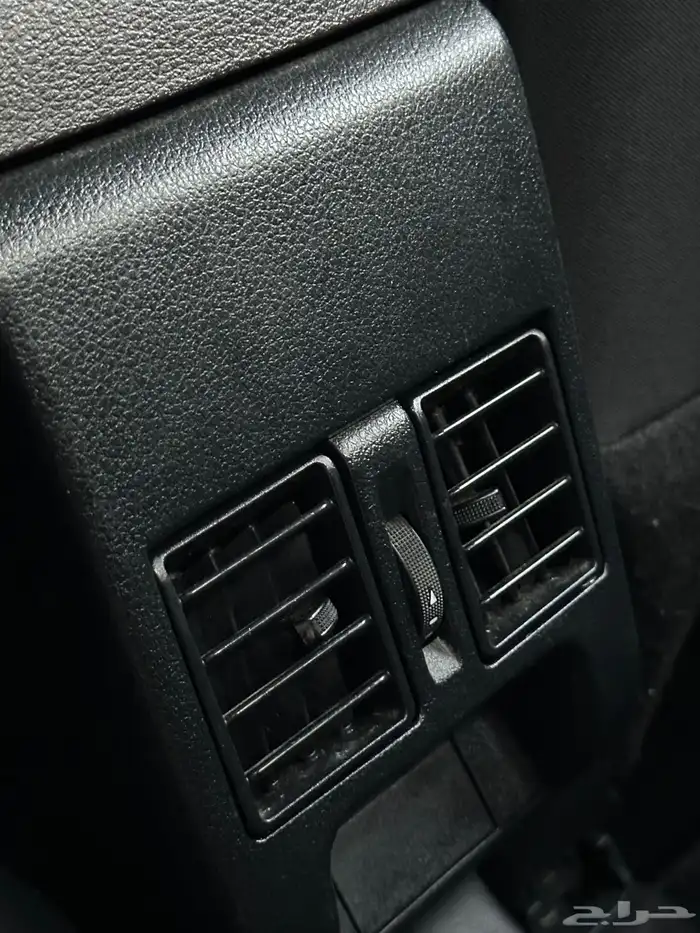 تويوتا يارس 2024 البيع 49500 بلد شبه جديدة 20