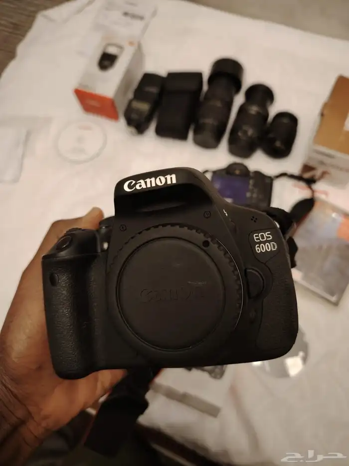كاميرا كانون 600d مع ثلاث عدسات للبيع 0