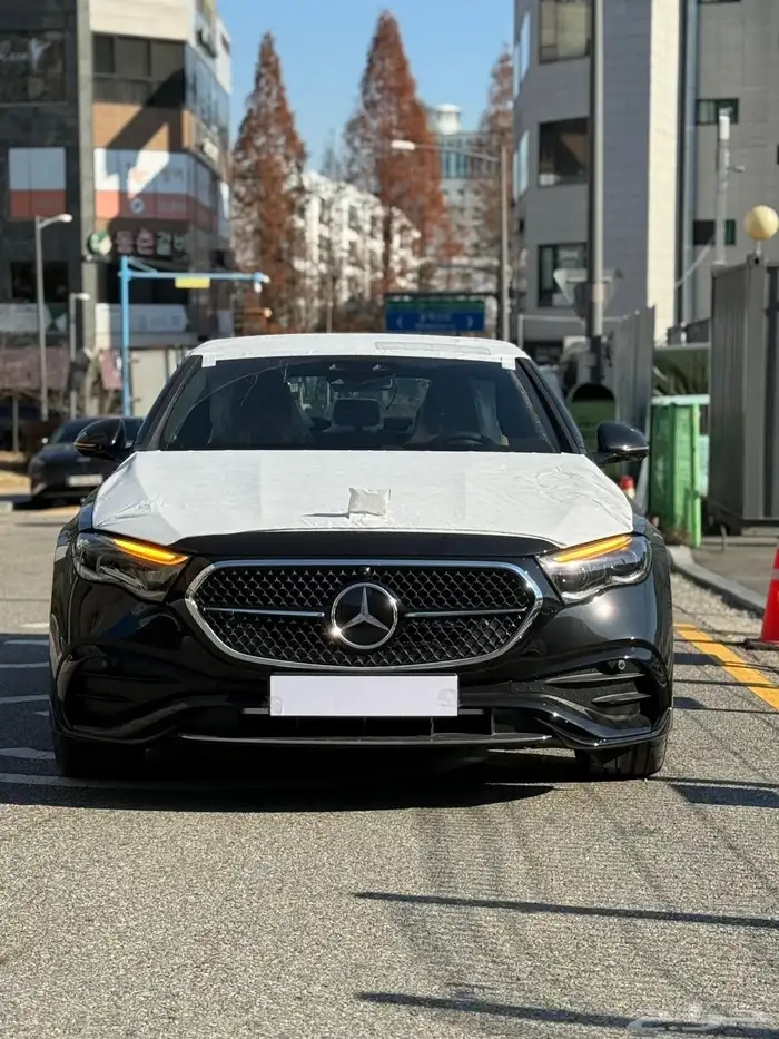 مرسيدس E300 AMG 2026 أصفار 4