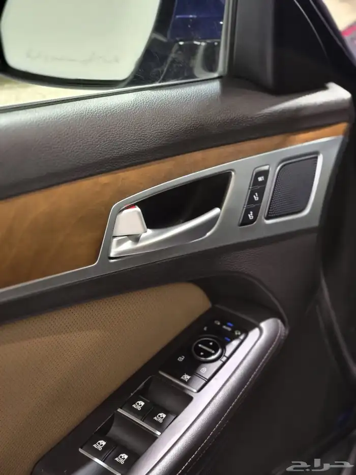 جنسس G80 موديل 2016 بحالة الوكالة 25