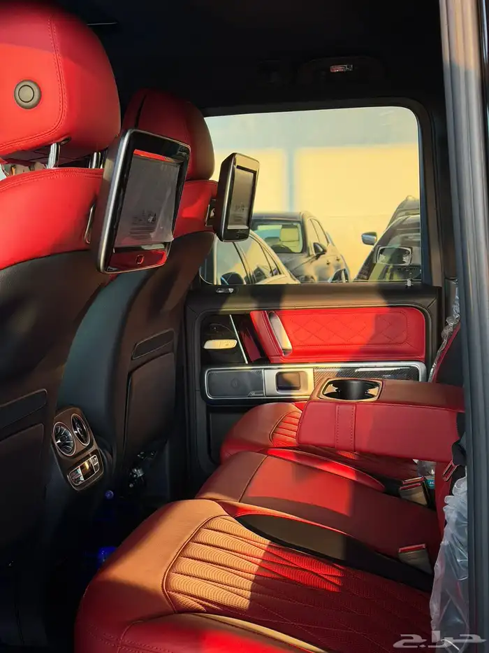 جي كلاس G63. 2022 11