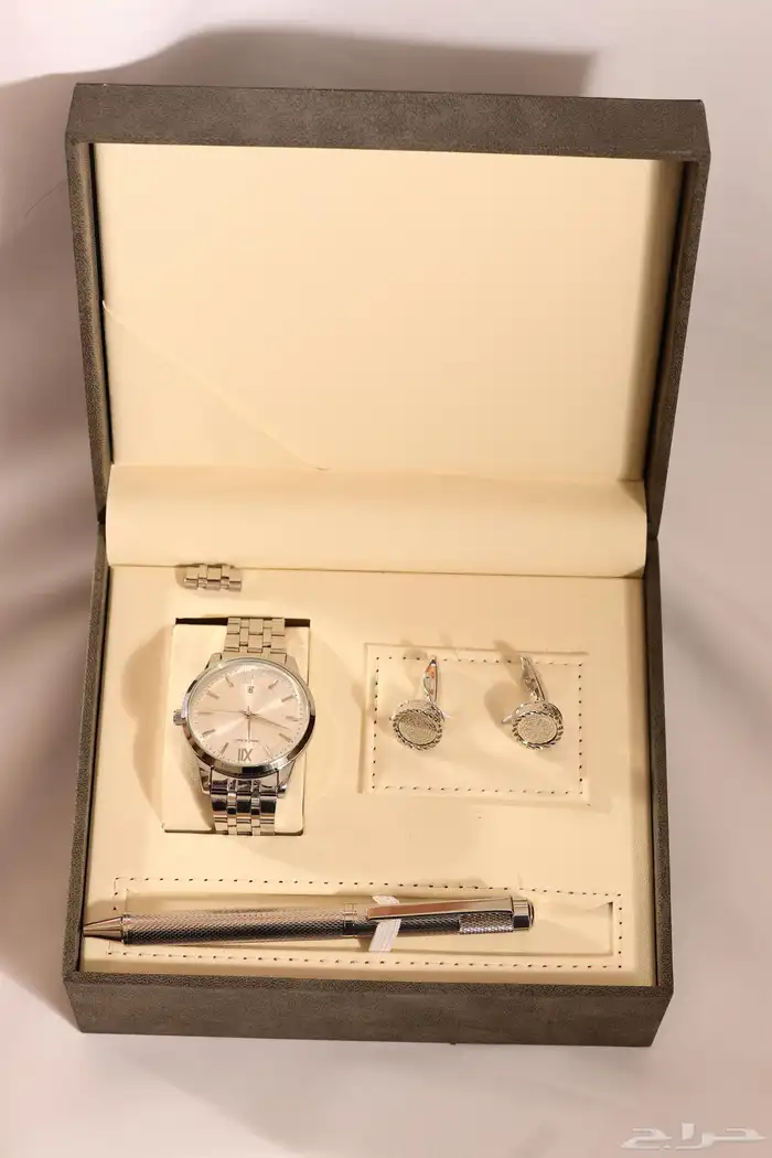 ساعة مع طقم قلم وكبك 2