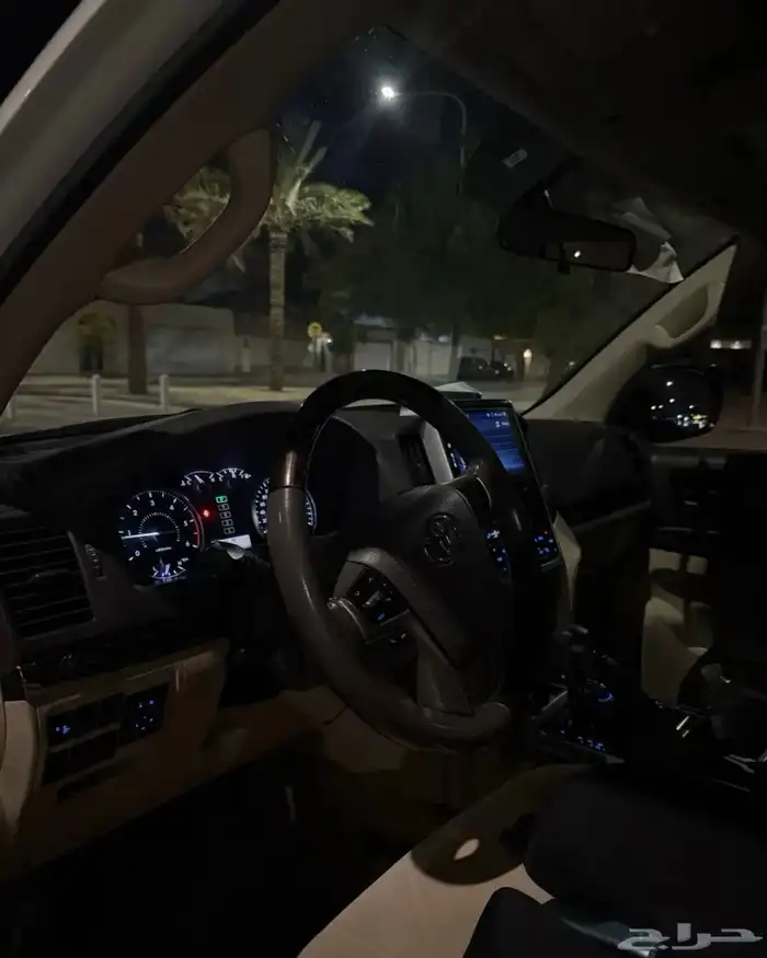 لاندكروزر ديزل 8 سرندل 2020 GXR1 6