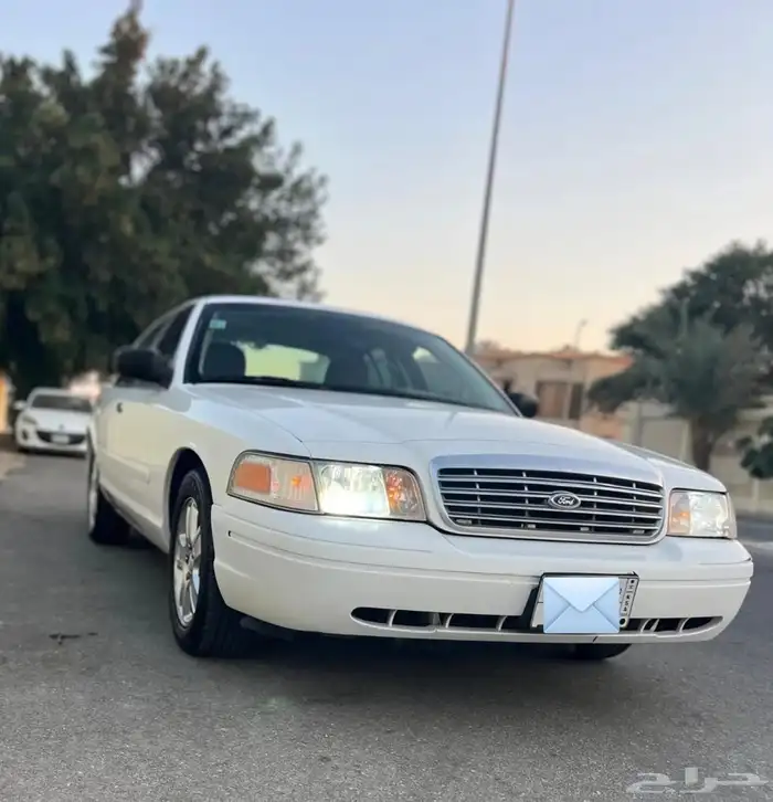 فورد فكتوريا سعودي 1