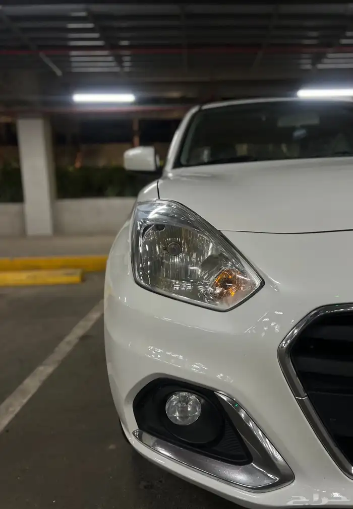 سزوكي ديزاير بحالة ممتازه ممشى قليل 12