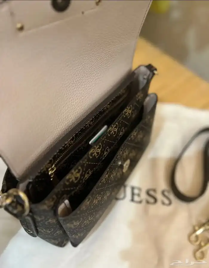 شنطة GUESS جيس 1