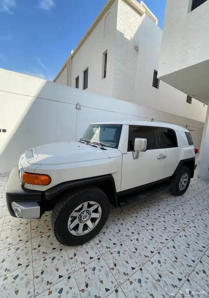 اف جي ابيض 2023 سعودي نظيف جدا شبه جديد ممشى قليل 2