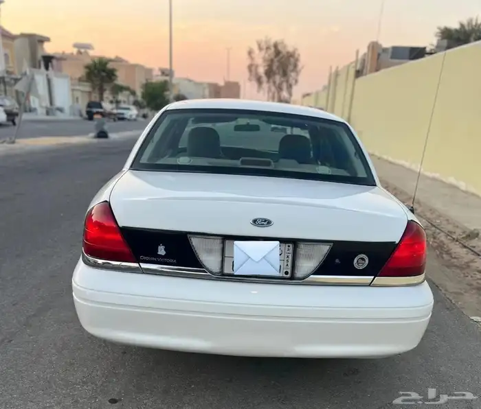 فورد فكتوريا سعودي 3