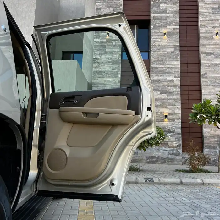 تاهو 2011 فية Lt نص فل دبل موتر شرط بدي ومحركات 21