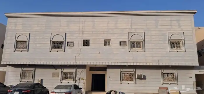 شقة للايجار بحي الملك فيصل 12