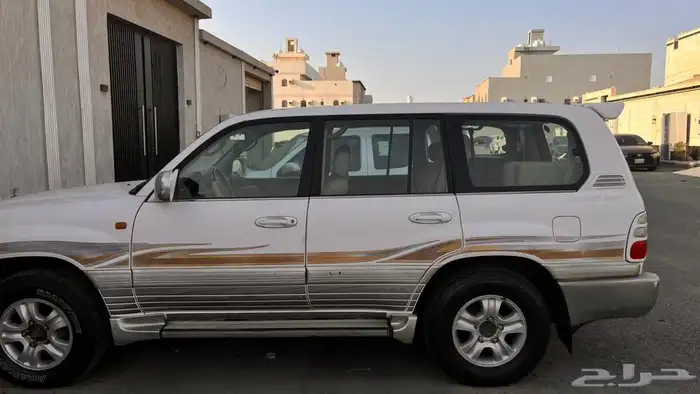 جيب لاندكروزر 2005 للبيع 0