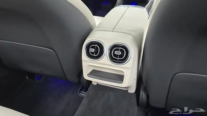 للاستيراد من كوريا _ مرسيدس C200 _ 2025 9