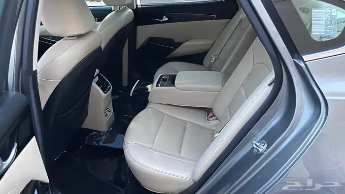 كيا كادنزا 2021 29