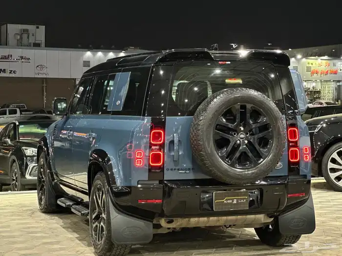 ديفندر HSE V6 موديل 2020 الناغي على الضمان 4