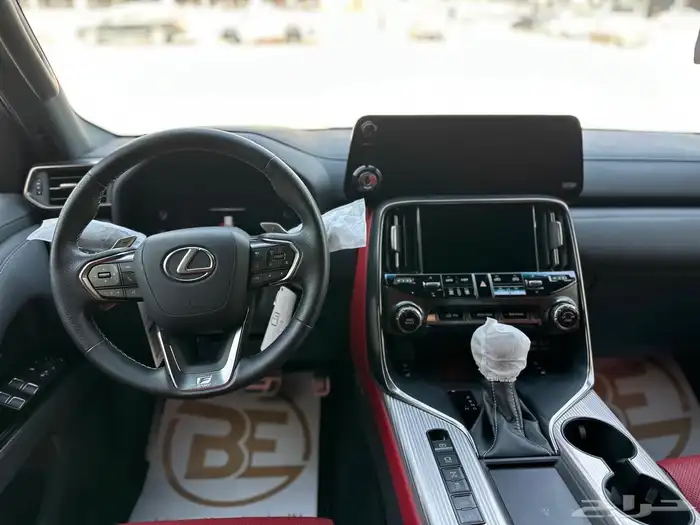 لكزس 2024 LX600.اف سبورت 9