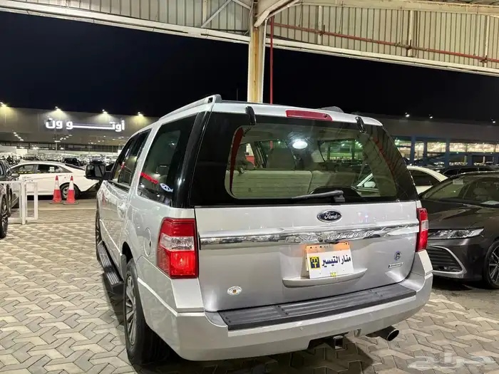 فورد اكسبيديشن 2016 4