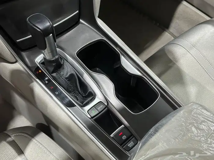 اكورد سبورت موديل 2022 عداد 50 الف 15