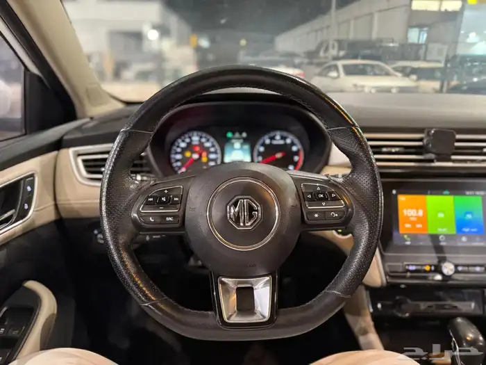 ام جي 5 MG 2023 نص فل السعر 28500 الف 19